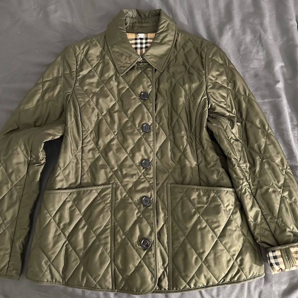 BURBERRY Fernleigh Thermoregulated Diamond Quilted Jacket